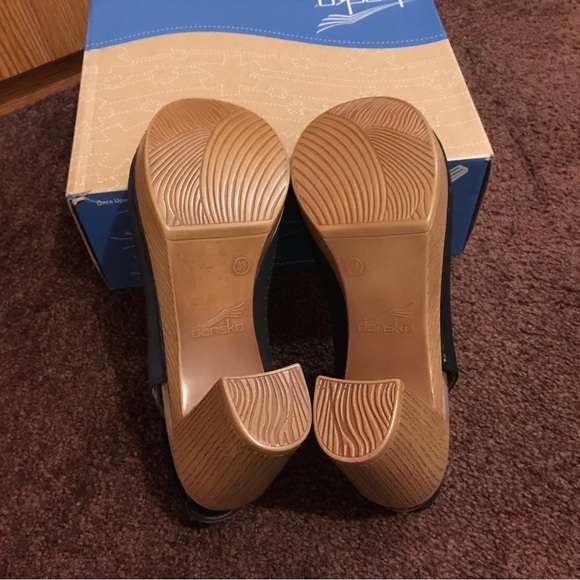 Dansko Danae Sandals - Picture 6 of 7